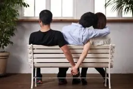 带大家看渣男如何神操作追回前女友（一部大学情感连续剧）图片