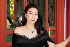 身上有这3种特征的女人，一看就是“富贵命”，普通人装都装不像图片