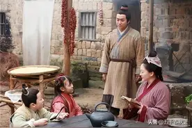 俗语：“枕下放三物，进财不寻路”？三物是什么？古人的经验之谈图片