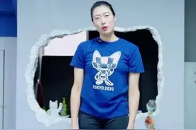 刘晏含的“职业病”，“演绎”不一样的打篮球，离开国家队太无奈图片