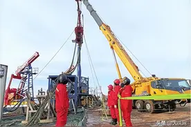 试油试采分公司在连油压裂技术领域取得新突破图片