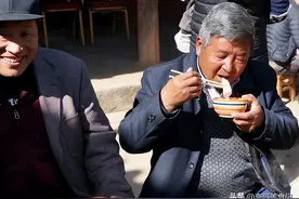 内蒙赤峰牛大爷，喝酒37年，总结三个喝酒“坏习惯”，看您中招没图片