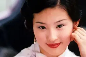 15岁的刘亦菲，救了整个娱乐圈的淡颜小美女们...图片