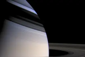 神奇的土星环逐渐消失，真是有外星人在修复？其实土星并不特殊图片