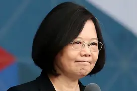 台当局要及早醒悟不要做美炮灰，统一或不能拖图片