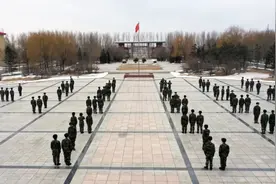新战友，你的新兵连班长已就位！图片