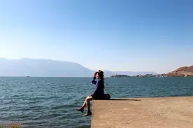 成年人最大的自律是：远离低级趣味图片