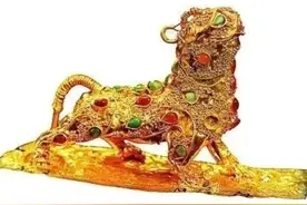 ​1969年，老农捡到一只价值连城的金兽，妻子却要拿去熔了打首饰图片