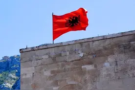 喂不饱的白眼狼——阿尔巴尼亚图片