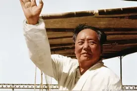 毛泽东满门忠烈，你们满屋黄金，你们有什么资格对他评头论足？图片