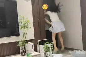 1段父女“亲密”视频疯传，评论区乌烟瘴气：这一幕早该被曝光了图片