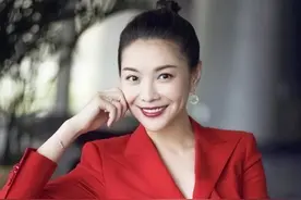 美女主持人栗坤：曾是北京卫视一姐，巅峰时出走，如今怎么样了？图片