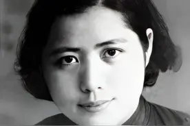 女英雄身负重伤遭敌人严刑拷打，视死如归，敌人恼怒干出畜牲行径图片