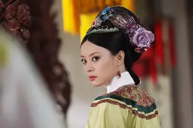 浣碧去世后，甄嬛为何要扯断手里的佛珠？两个原因说明问题图片