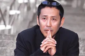 陈道明：娶央视首位新闻主播，恩爱40年0绯闻，女儿是他的骄傲图片