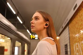 放个屁还能听到声音，降噪耳机是不是智商税？为什么不屏蔽人声？图片