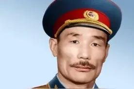谁也料想不到面前健康、长寿的孙毅将军，早在60多年前，曾被白求恩大夫诊断为“生命前途不佳”！图片