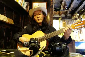 吉他曲《水上人》把丽江蓝月谷的美展现给您图片