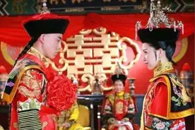 清朝灭亡后，公主、格格们嫁给谁？这几位明星其实是满清皇族后裔图片