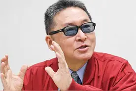 面对李敖和王朔的批评，金庸为何对李敖置之不理，却亲自回复王朔图片