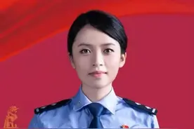 广州“最美”警花，扛“枪”冲一线，不穿防弹衣图片