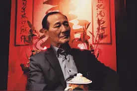功夫比肩李小龙，暴揍日本拳王，双花红棍陈惠敏，江湖地位有多高图片