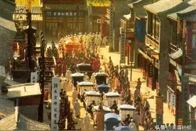 87《红楼梦》五套婚服有多美？探春的最华贵，最美却非黛玉和宝钗图片