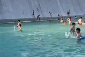 广西一水库免费开放给市民做天然泳池 市民:水很浅也很干净 有卫生间和换衣间 孩子们不会去野游了图片
