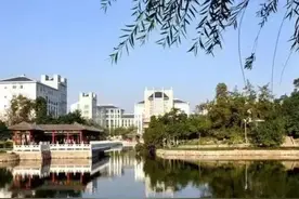 @太原人！山西师范大学2022年硕士研究生招生复试分数线确定公告图片