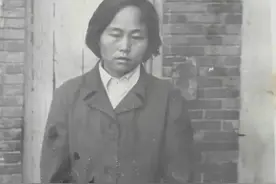 1986年，山东一农妇自称武则天转世，建立后宫，养数十名“男妃”图片