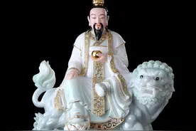 东极青华大帝，寻声赴感太乙救苦天尊图片