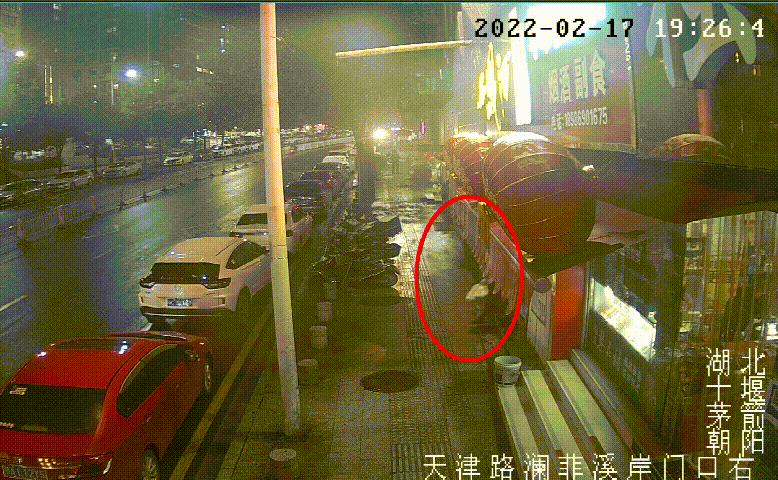 在十堰农贸市场、街头广场拍下的，必须曝光图片