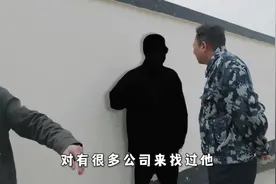 “诗人”气球哥，难道也逃不过资本的魔爪？100万违约金让人担心图片