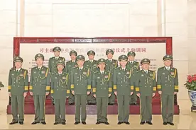 5人晋升少将，他们是……图片