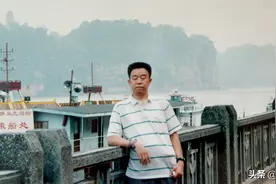 怎样理解：天行健，君子以自强不息；地势坤，君子以厚德载物图片