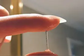 有白带拉丝是排卵还是没排卵？要看具体情况图片
