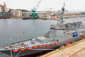 韩国新型驱逐舰下水！排水量11500吨，性能已超越中国的055大驱？图片