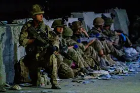 中东的大隐患，女兵把ISIS打到慌，库尔德人为何被大国当棋子玩？图片