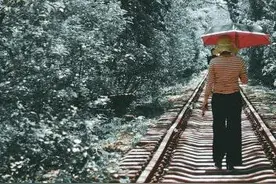美人鱼的眼泪图片