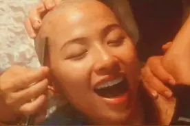 大佬视角的江湖，远比《古惑仔》真实，残酷黑暗的《龙虎砵兰街》图片