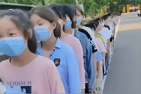 高骼身高管理课堂：奇怪啦？同班青春期女生比男生普遍高一头图片