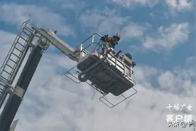 高空抛物“杀伤力”有多大？十堰这场模拟实验给大家敲警钟图片