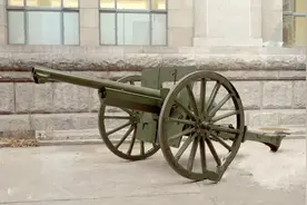 施耐德M1897型野炮，到抗日战争时期还有少量使用图片