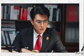 《底线》除了靳东，还藏着6位国家一级演员，都是熟脸图片
