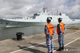中国首个海外军事基地已部署军舰，离美军基地只有十几公里远图片