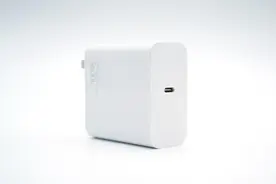 小米推出新款100W氮化镓快充，采用先进USB-C口，拆解看看做工图片