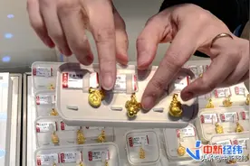 直通315|花1500元只买了一克金！警惕“一口价”黄金销售陷阱图片