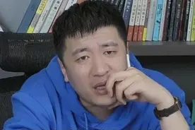 “张雪峰受害者”不断涌现，高校录取成两极化，这盛况如他所愿图片