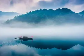 一个人真正的格局：得势时有所不为，失势时主动作为图片
