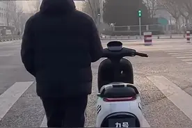 最牛的5G平衡电动车，能语音互动，能无人驾驶,能陪你散步！图片